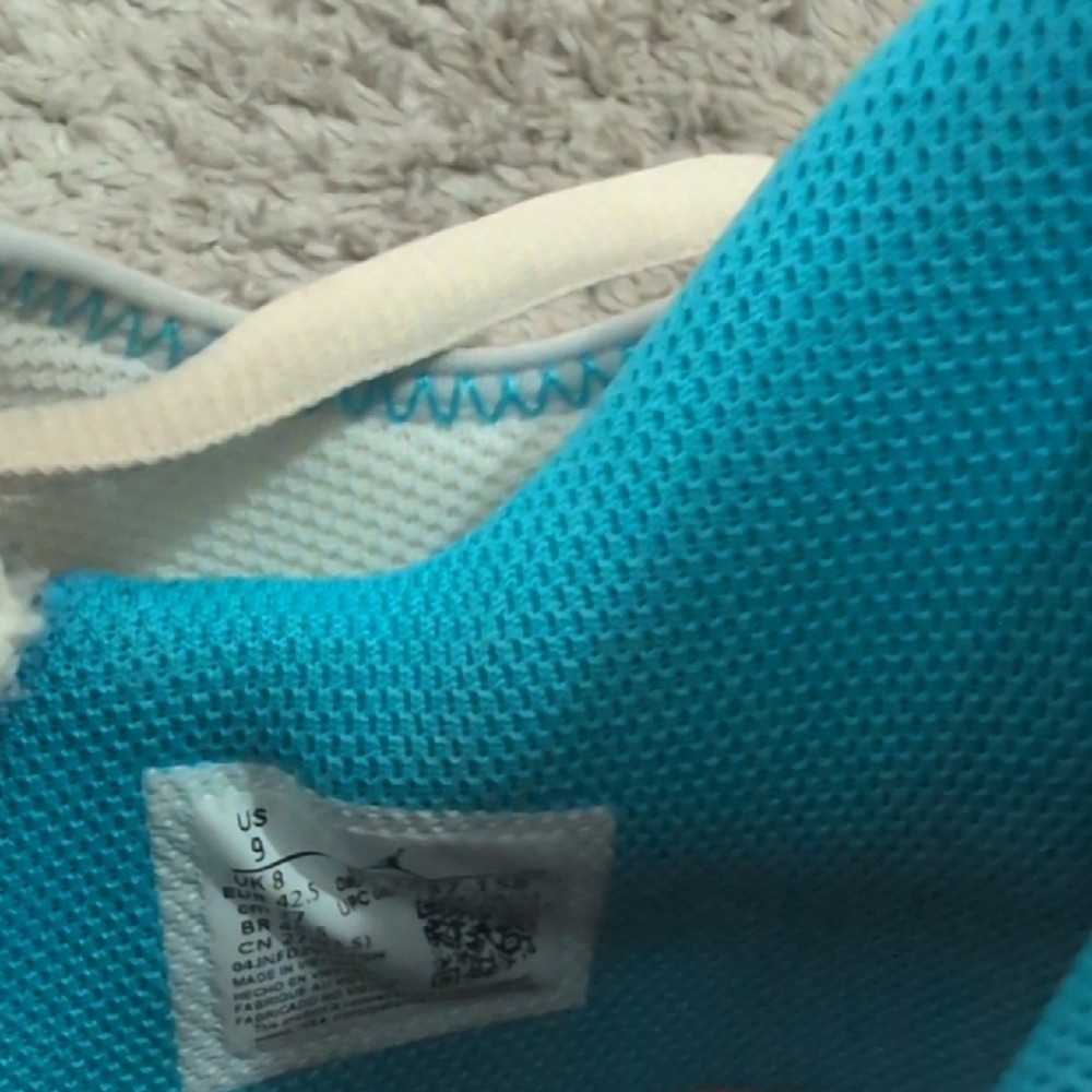 Jordan Multicolor Athletic Shoes - Picture 4 of 10